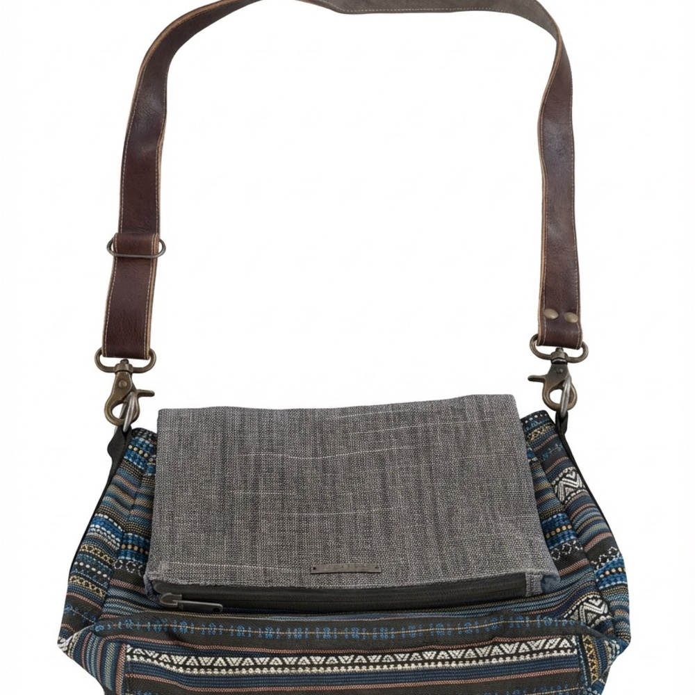 Dakine Jodi Vintage Stylish Striped Crossbody Bag - Picture 2 of 13